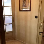 Loue Le Treprot Appart. 60m² Rez Chaussée Face Appartement *