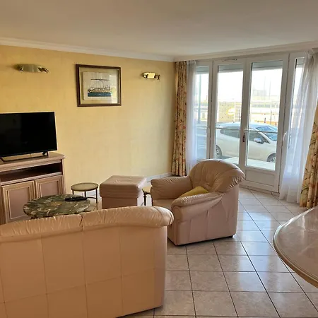 Appartement Loue Le Treprot Appart. 60m² Rez Chaussée Face *
